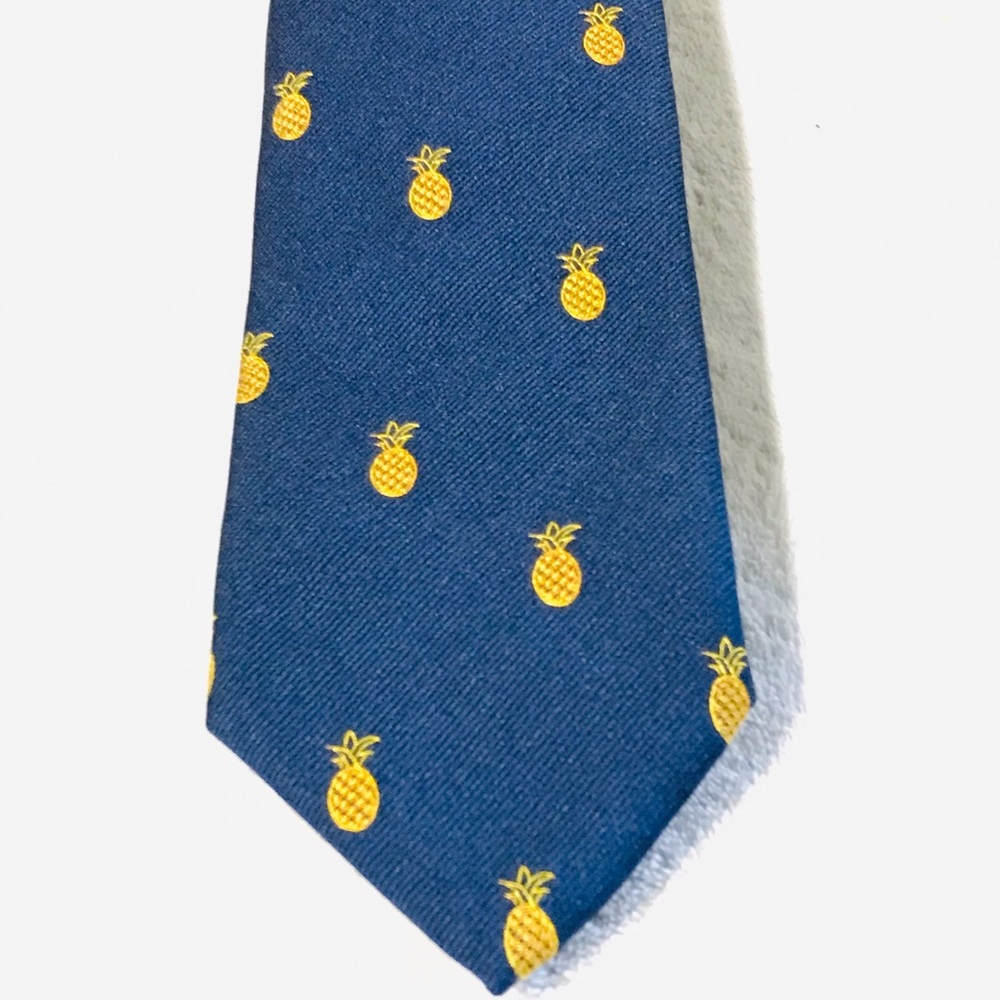 Vintage  Preppy Pineapple Tie